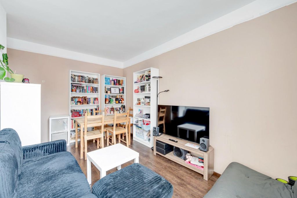 Property photo 2 of 5