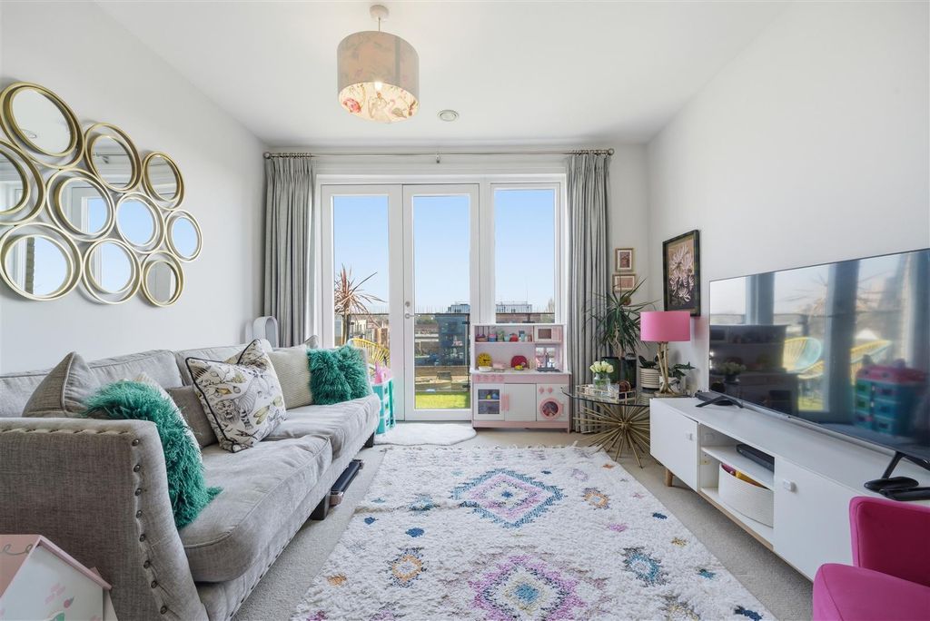 Property photo 2 of 11 Jcphotographystudio.Com2.Jpg