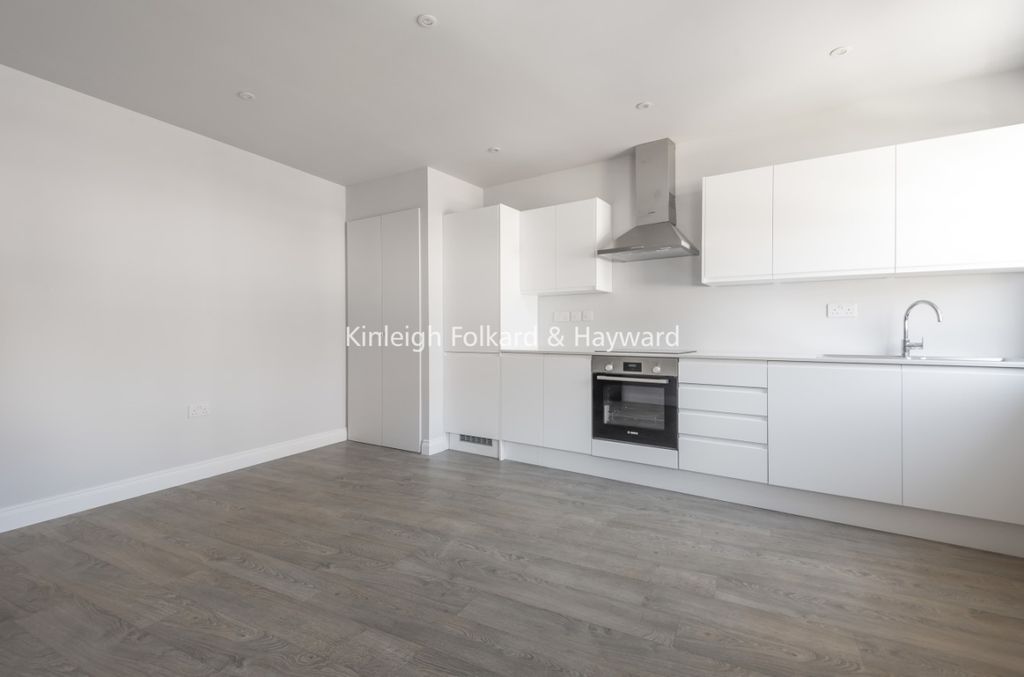 Property photo 3 of 6 E4d12Faf-A375-46Bc-A