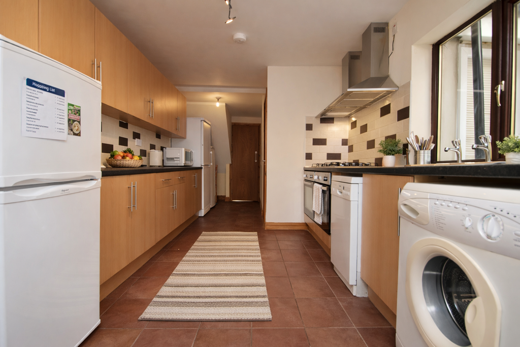 Property photo 2 of 13 Photo 3