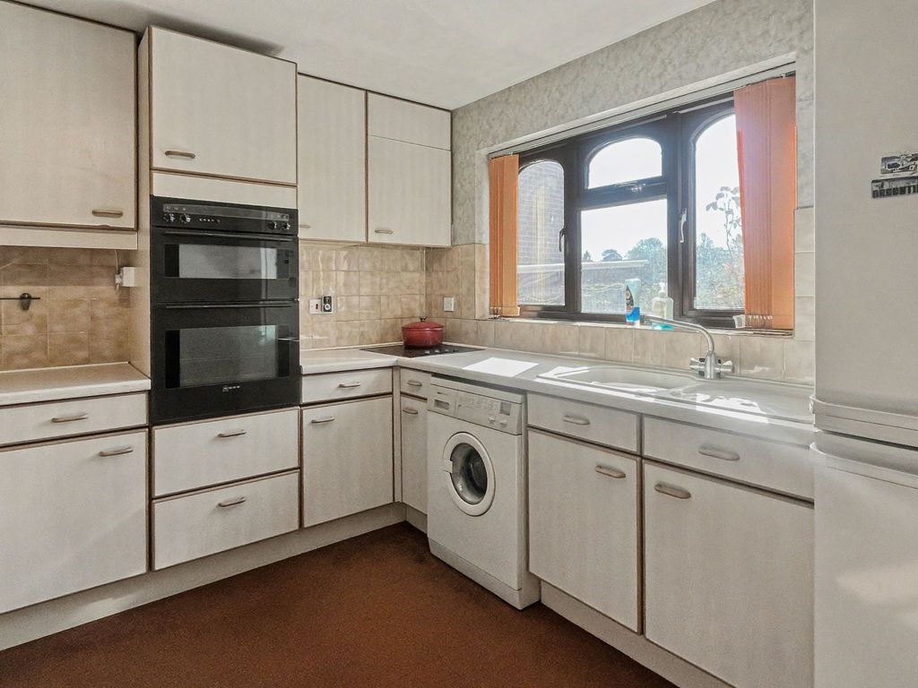 Property photo 3 of 13 Photo 1