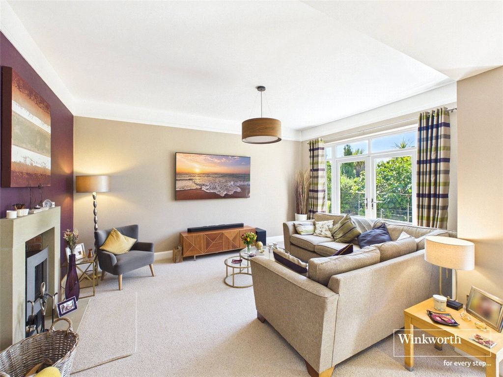 Additional image 15 of 7 bed detached house for saleNewbury Road, Headley, Thatcham, Hampshire RG19