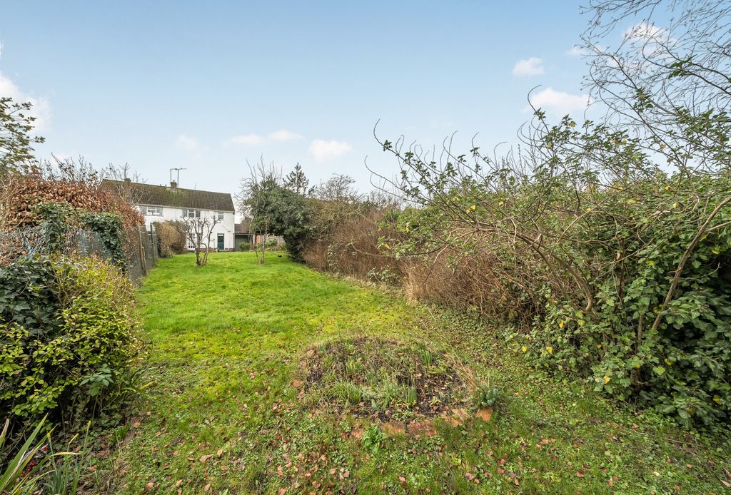 Property photo 2 of 18 1418424-20-699838...