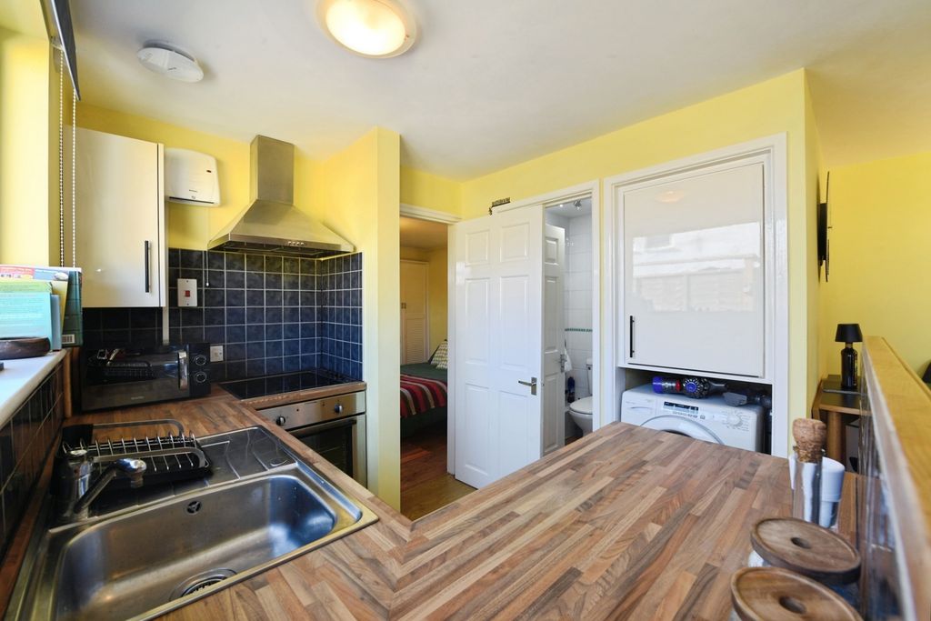 Property photo 2 of 14 Pbox-Img.Jpg