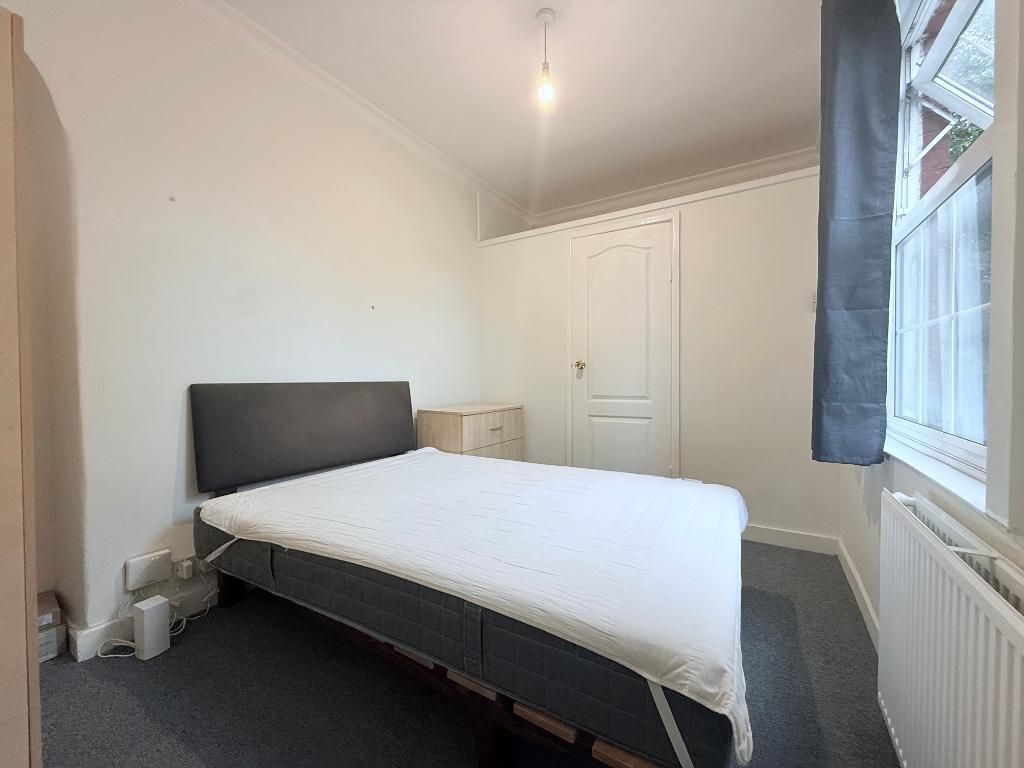 Property photo 1 of 8 Photo 1