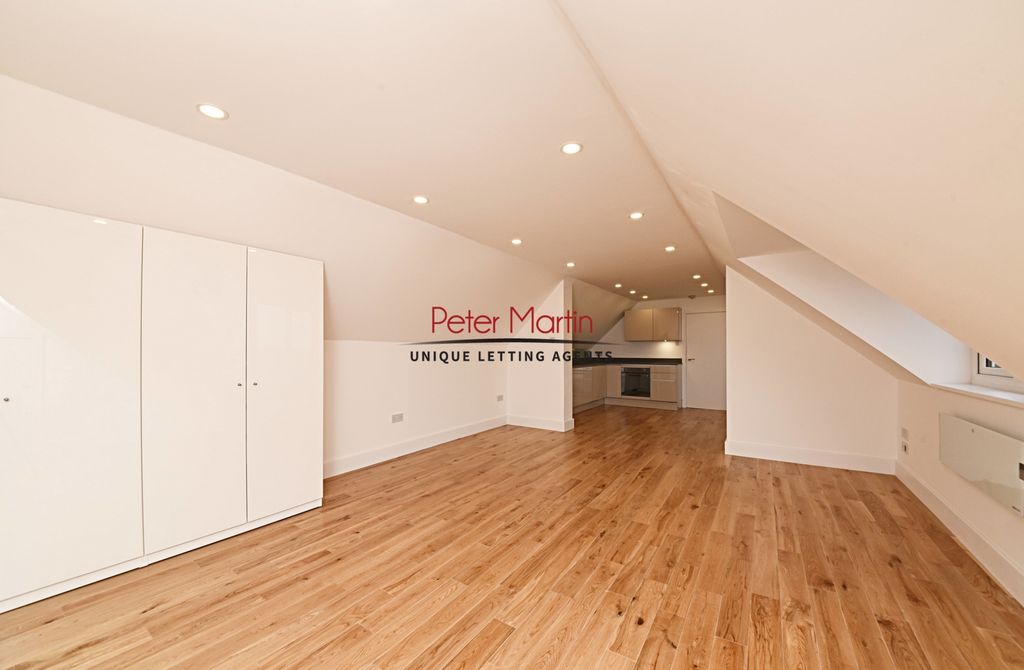 Property photo 2 of 6 Photo 10