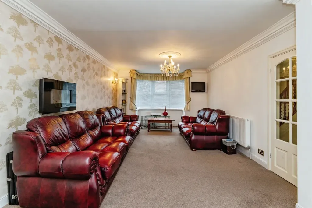 Additional image 5 of 5 bed semi-detached house for saleHeythrop Drive, Middlesbrough TS5
