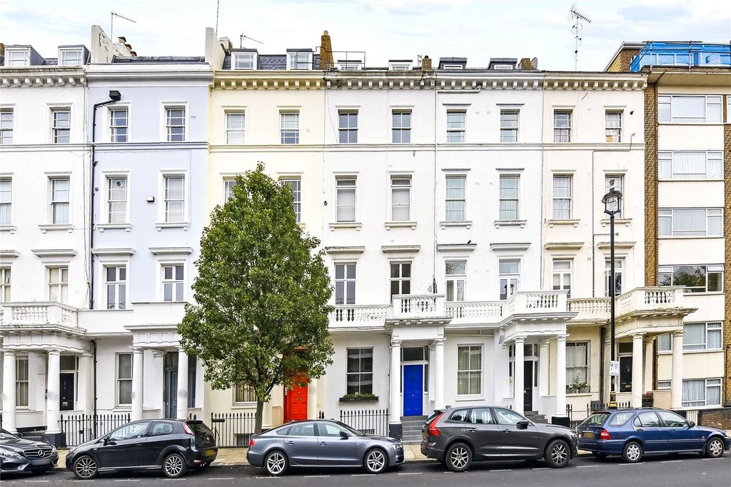 Property photo 2 of 13 Exterior