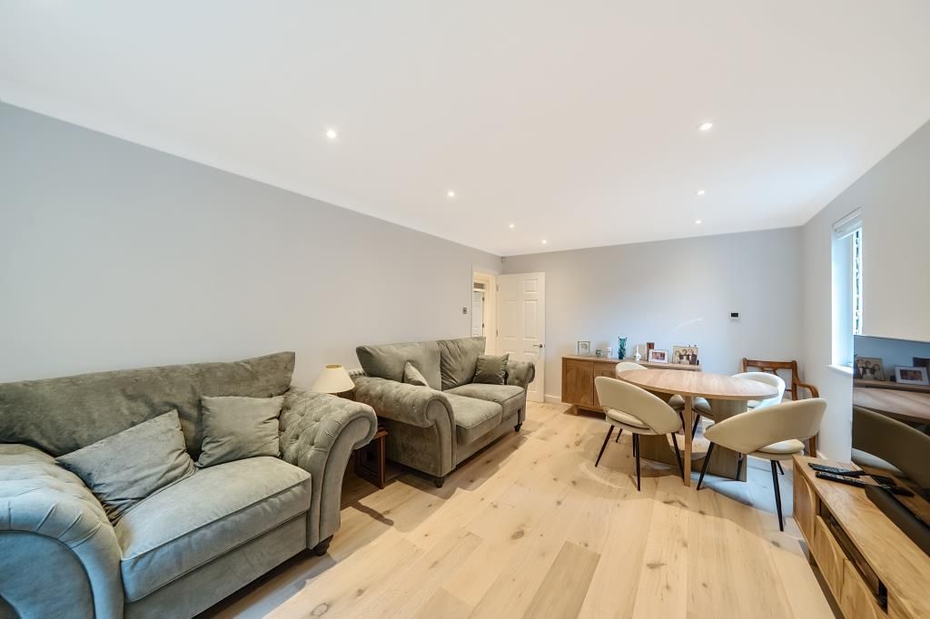 Property photo 3 of 21 Reception Room