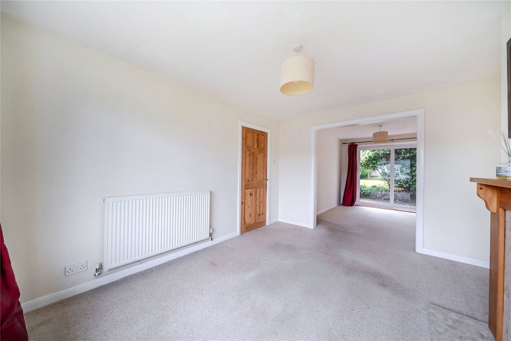 Property photo 3 of 11 Open Plan Living
