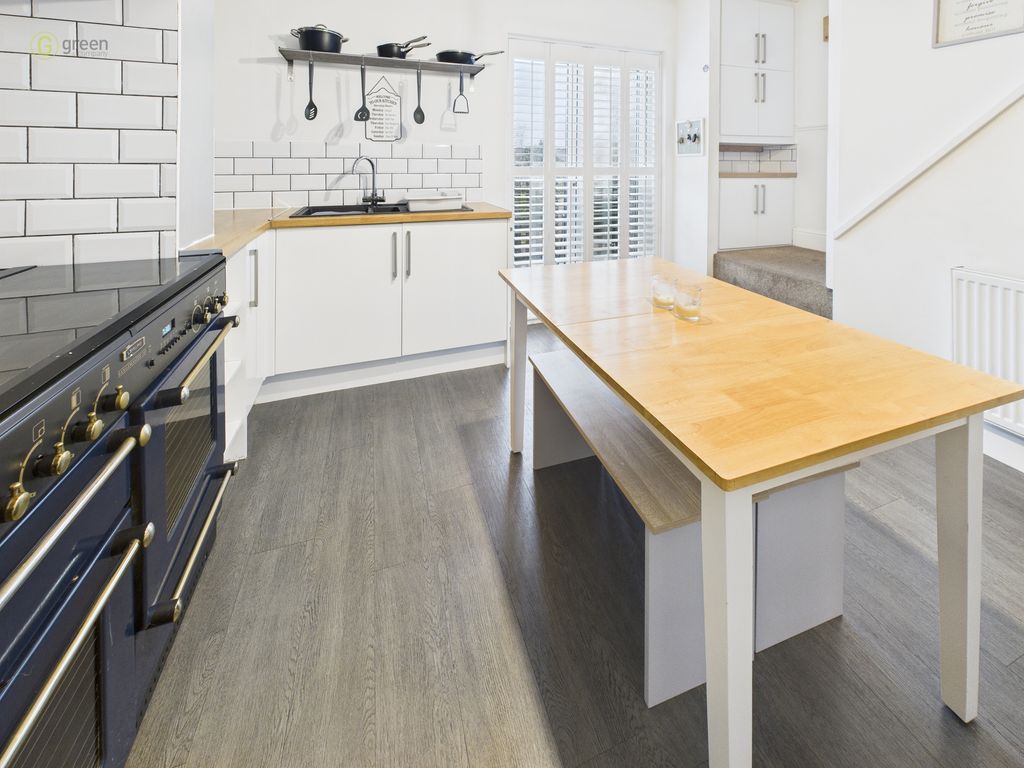 Property photo 2 of 35