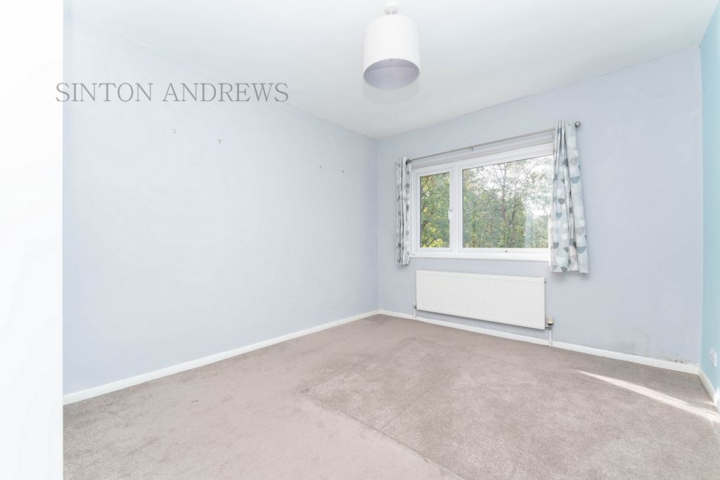 Property photo 3 of 7 Photo 7