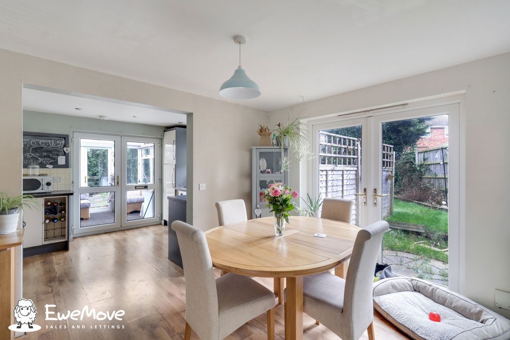 Property photo 2 of 15 Kitchen Diner