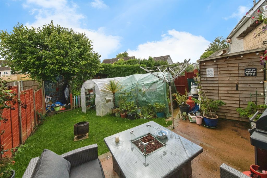 Property photo 2 of 15
