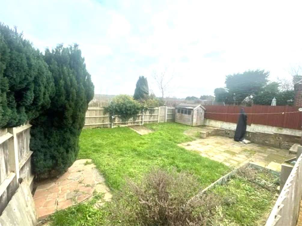 Property photo 3 of 3 Garden