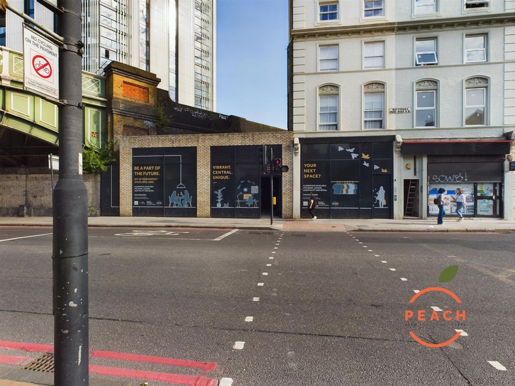 Property photo 1 of 13 Cam04237G0-Pr0010-Still013.Jpg