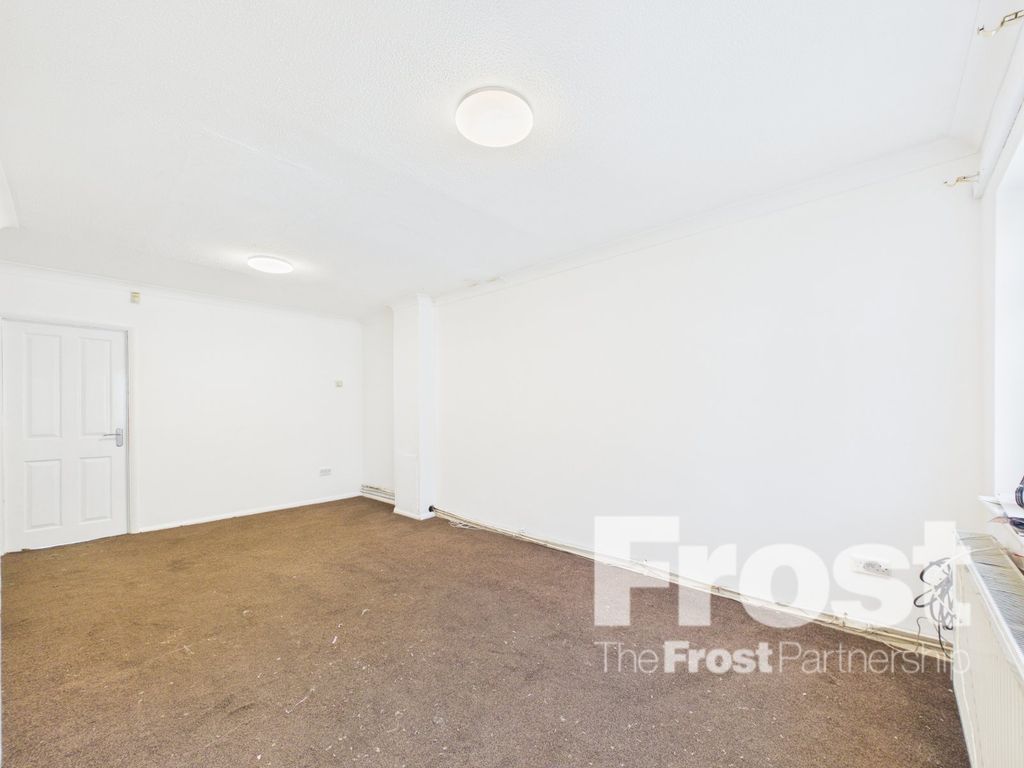 Property photo 3 of 11 Picture No. 10