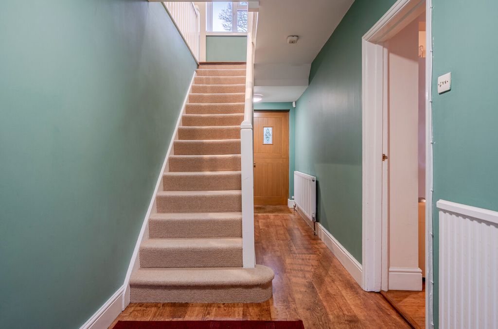 Property photo 2 of 26 1410729-25-698E09...