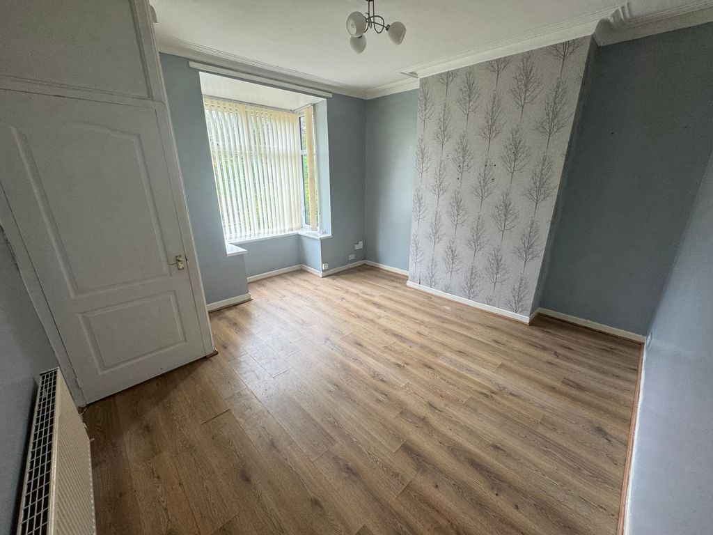 Property photo 2 of 15 Img_3434