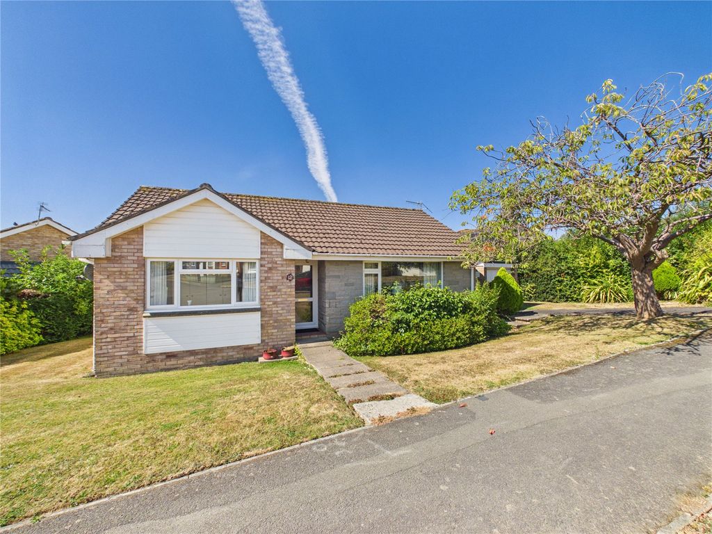 Property photo 1 of 15 Picture No. 12