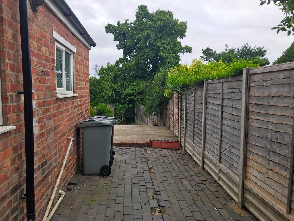 Property photo 2 of 4 Garden