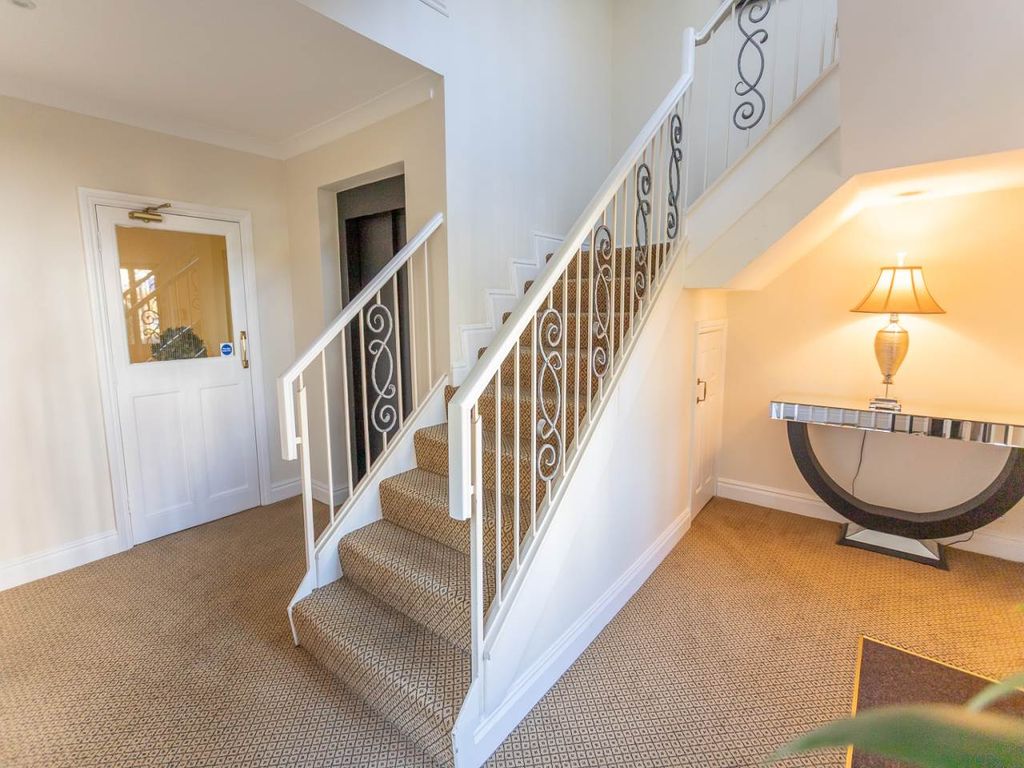 Property photo 3 of 6 Img_4896