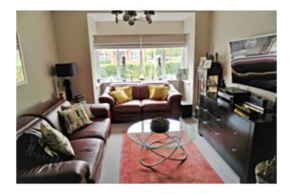 Property photo 2 of 19