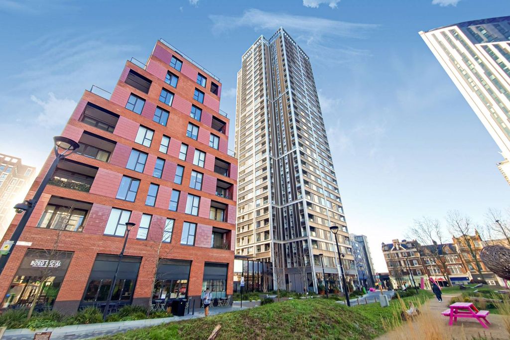 Property photo 2 of 3