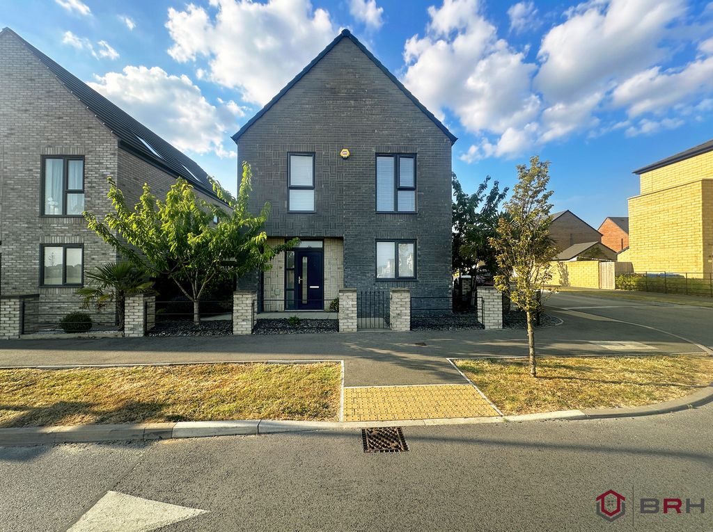Property photo 1 of 34