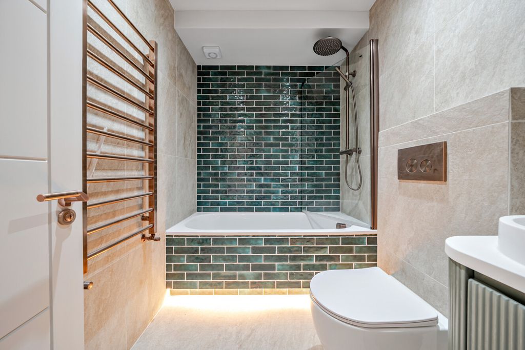 Property photo 3 of 13 1472023-8-6A29722...