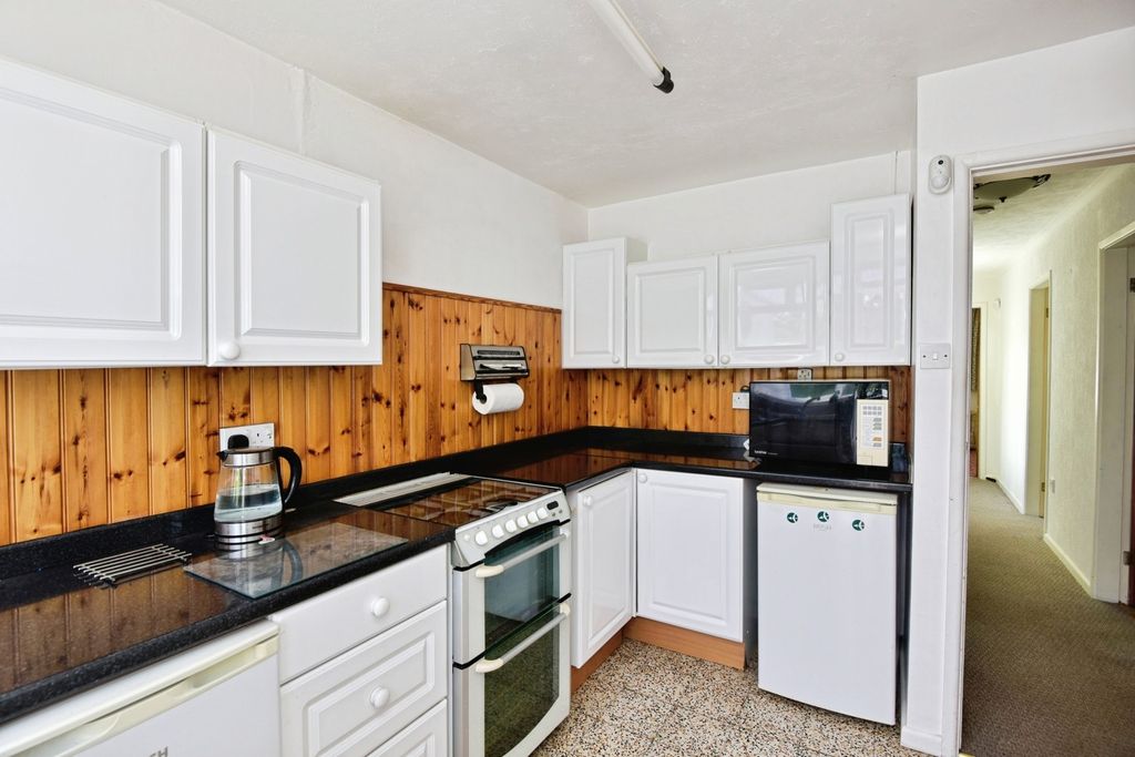 Property photo 3 of 19 Pbox-Img.Jpg
