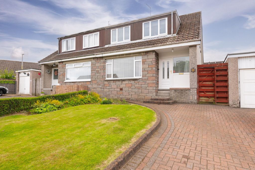 Property photo 1 of 25 Front View