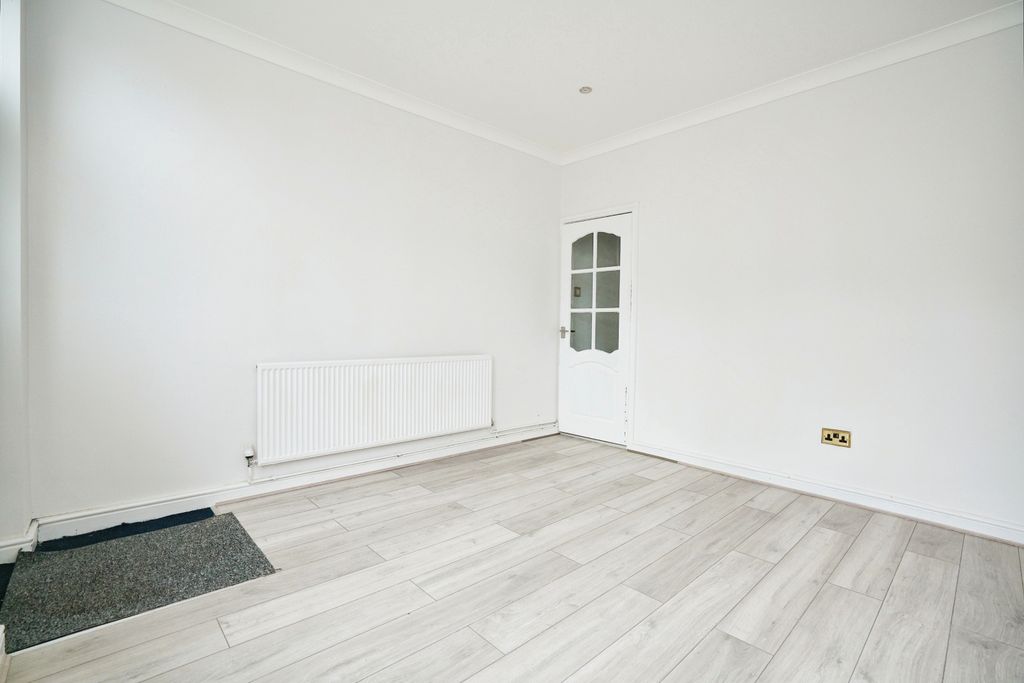 Property photo 3 of 13 Photography