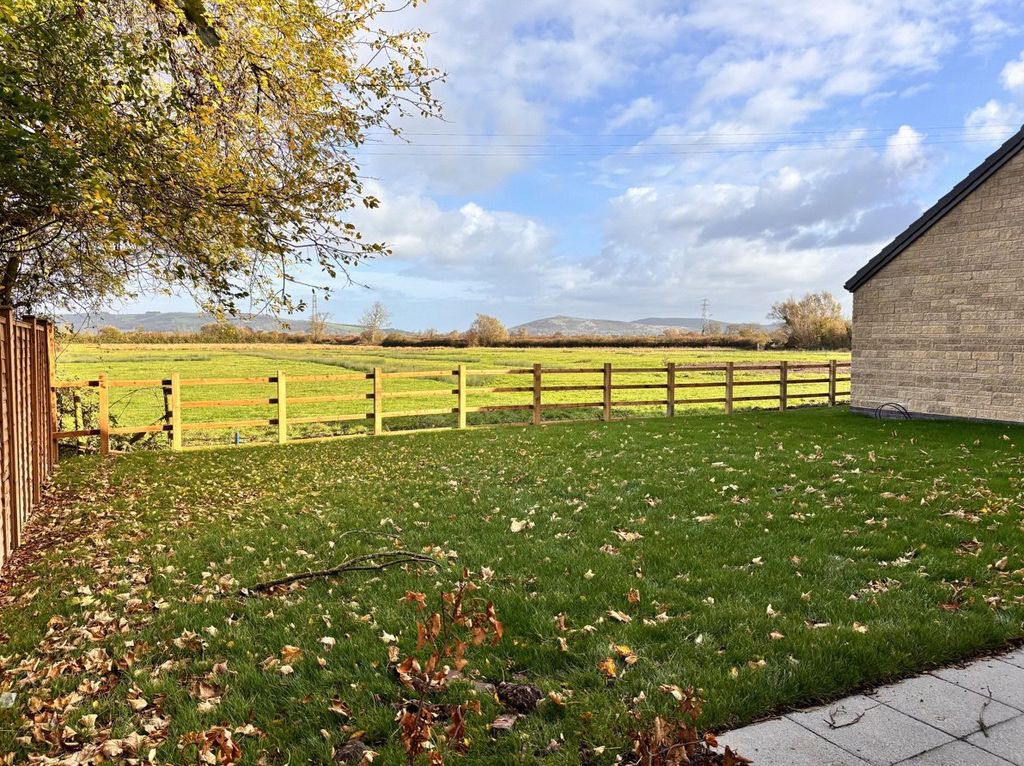 Property photo 2 of 24 Plot 4 Views!