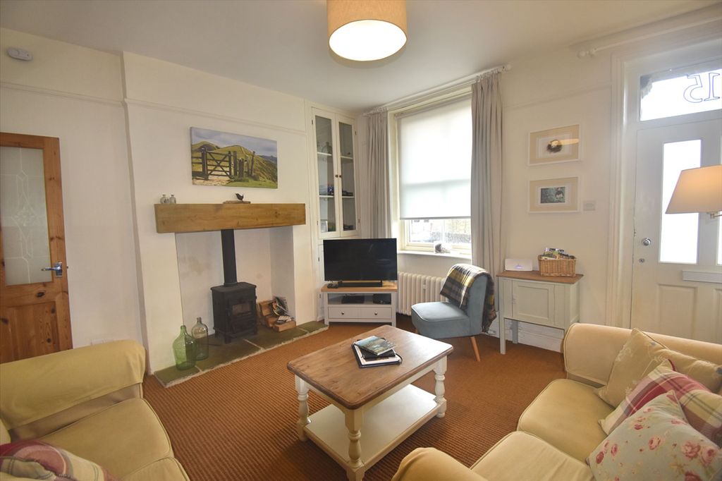 Property photo 2 of 16