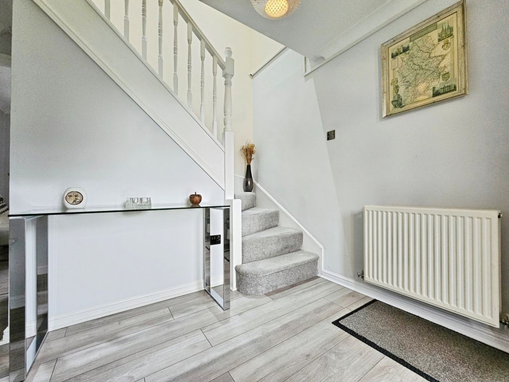 Property photo 3 of 43 Pbox-Img.Jpg