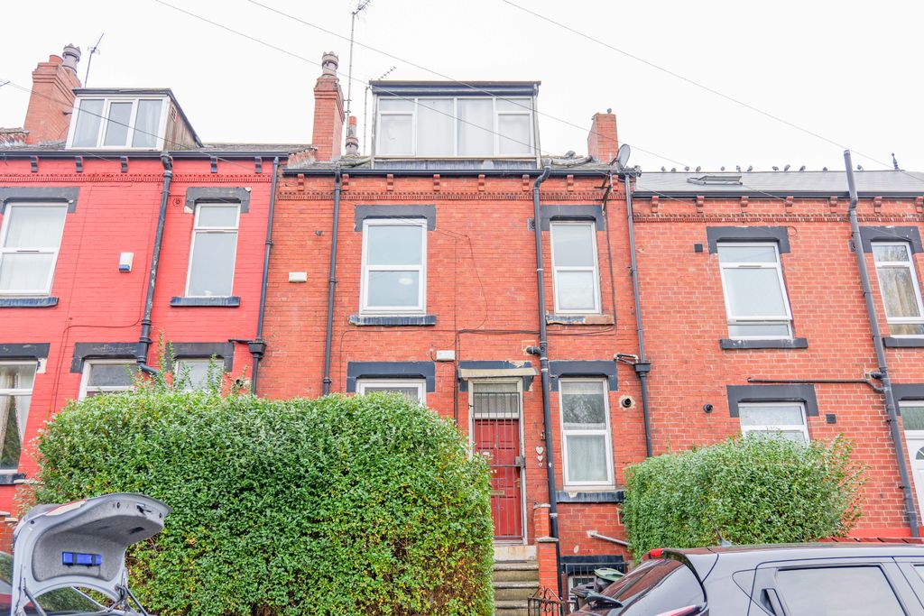 Property photo 1 of 24