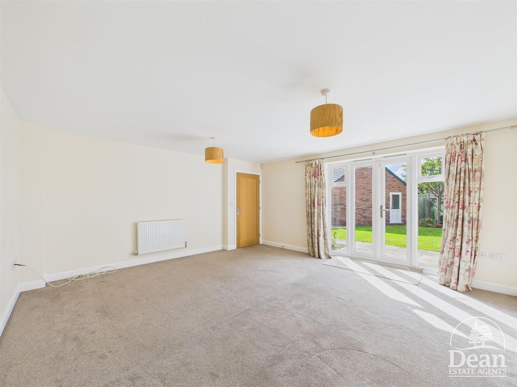 Property photo 3 of 24