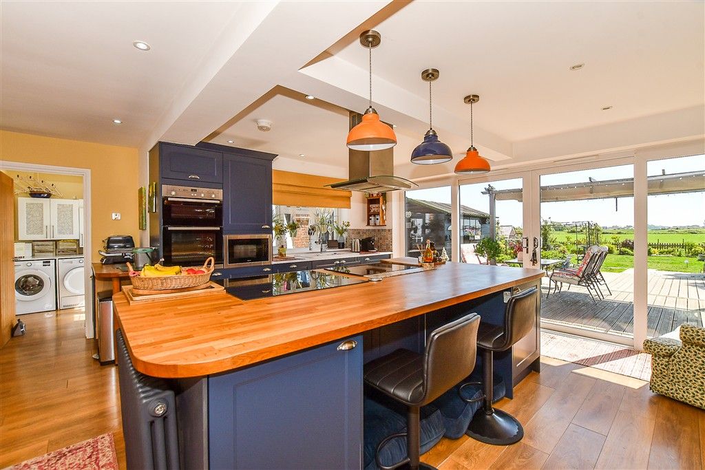 Property photo 3 of 17 Kitchen/Diner