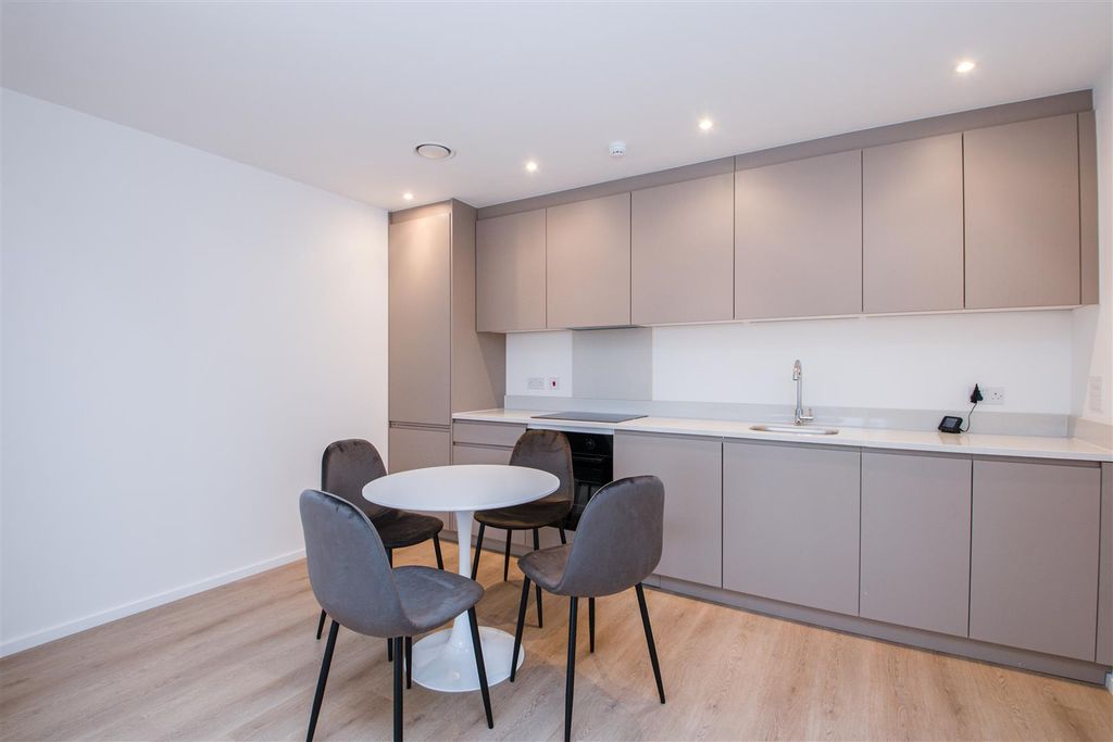 Property photo 2 of 21 448Sta_4.Jpg