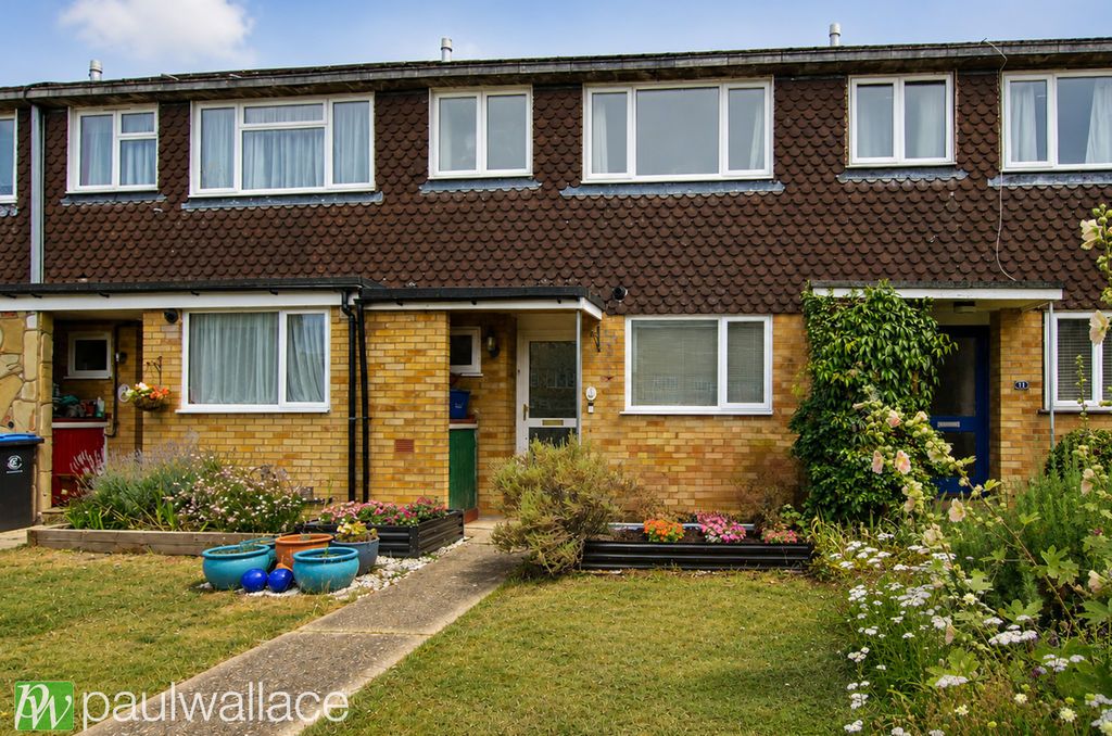 Property photo 1 of 16 Front