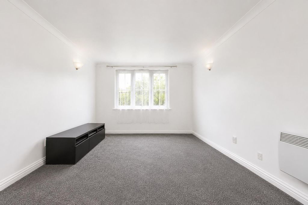 Property photo 3 of 6 Bf9c5Db7-8277-447F-8De6-3748d6090201.Png