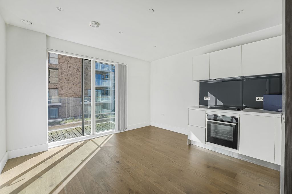 Property photo 2 of 10 Dsc00771