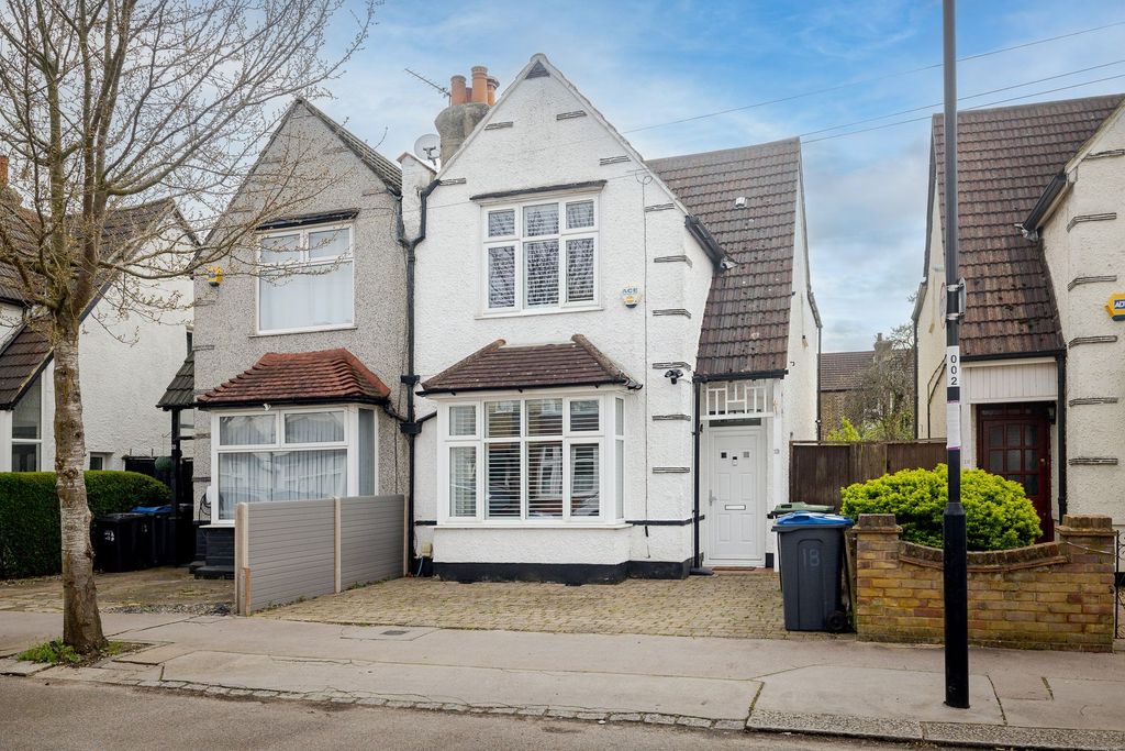 Property photo 1 of 14