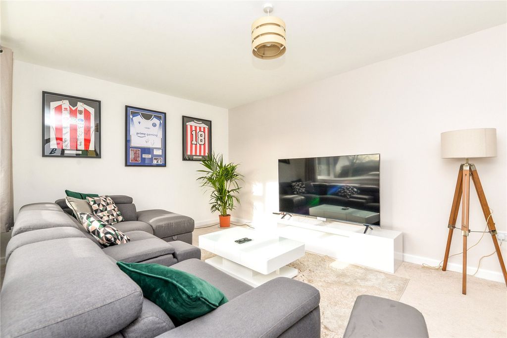 Property photo 3 of 15 Picture No. 53