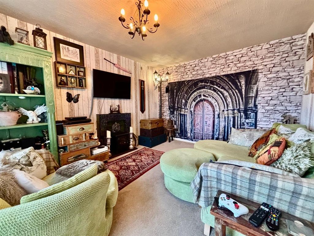 Property photo 3 of 16 Living Room: