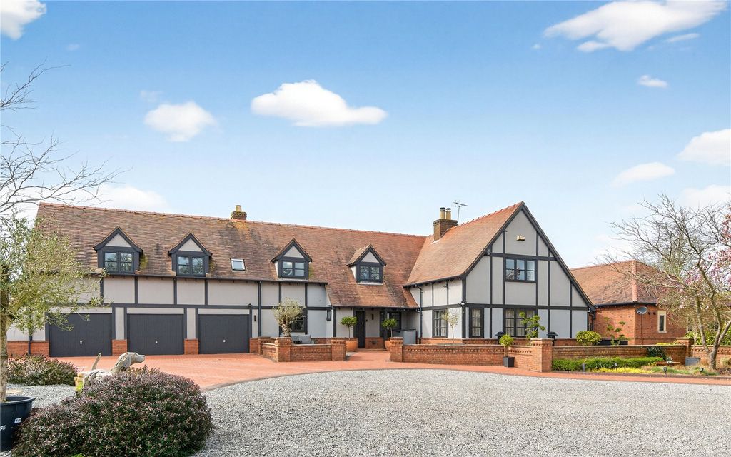 Property photo 1 of 22 Front View