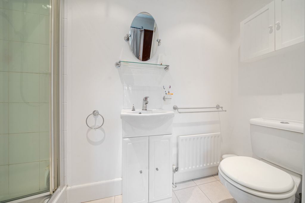 Additional image 10 of 3 bed flat for saleLedborough Lane, Beaconsfield HP9