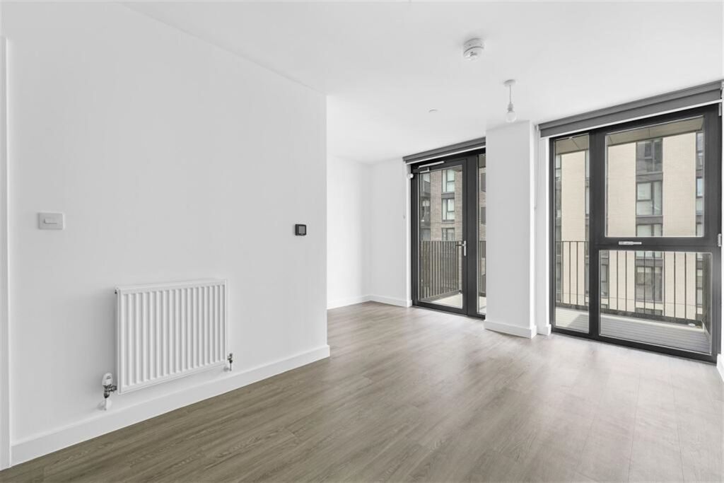 Property photo 1 of 18 (Main)