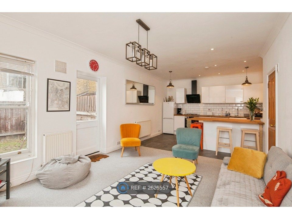 Property photo 2 of 30